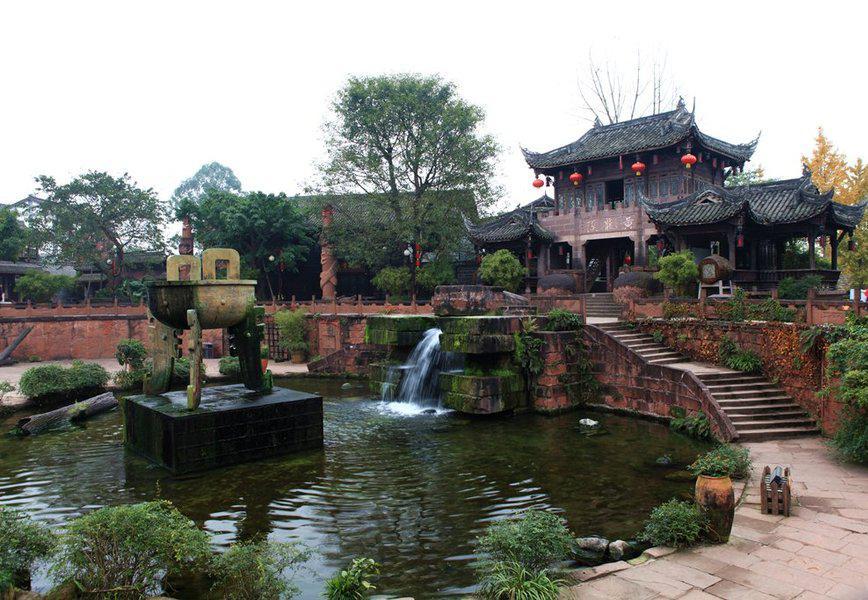 2.<a href=http://www.yn167.com/tags/89.html target=_blank class=infotextkey>成都</a>值得去哪些古镇？