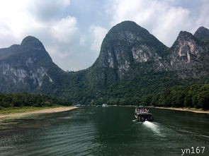  哪些地方是安徽短途二日游的热门景点？