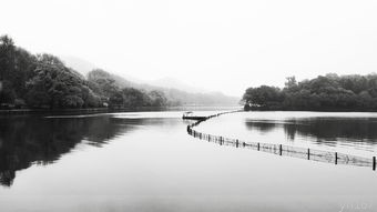 杭州火车站到西湖的路线是什么？