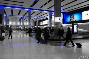  广州机场托运行李的费用是多少？
