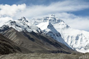  珠峰为什么不允许登山者在山顶过夜？