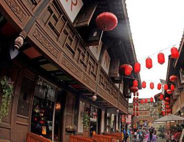 北京的小吃一条街(美食天堂，品尝北京特色小吃必去的地方)