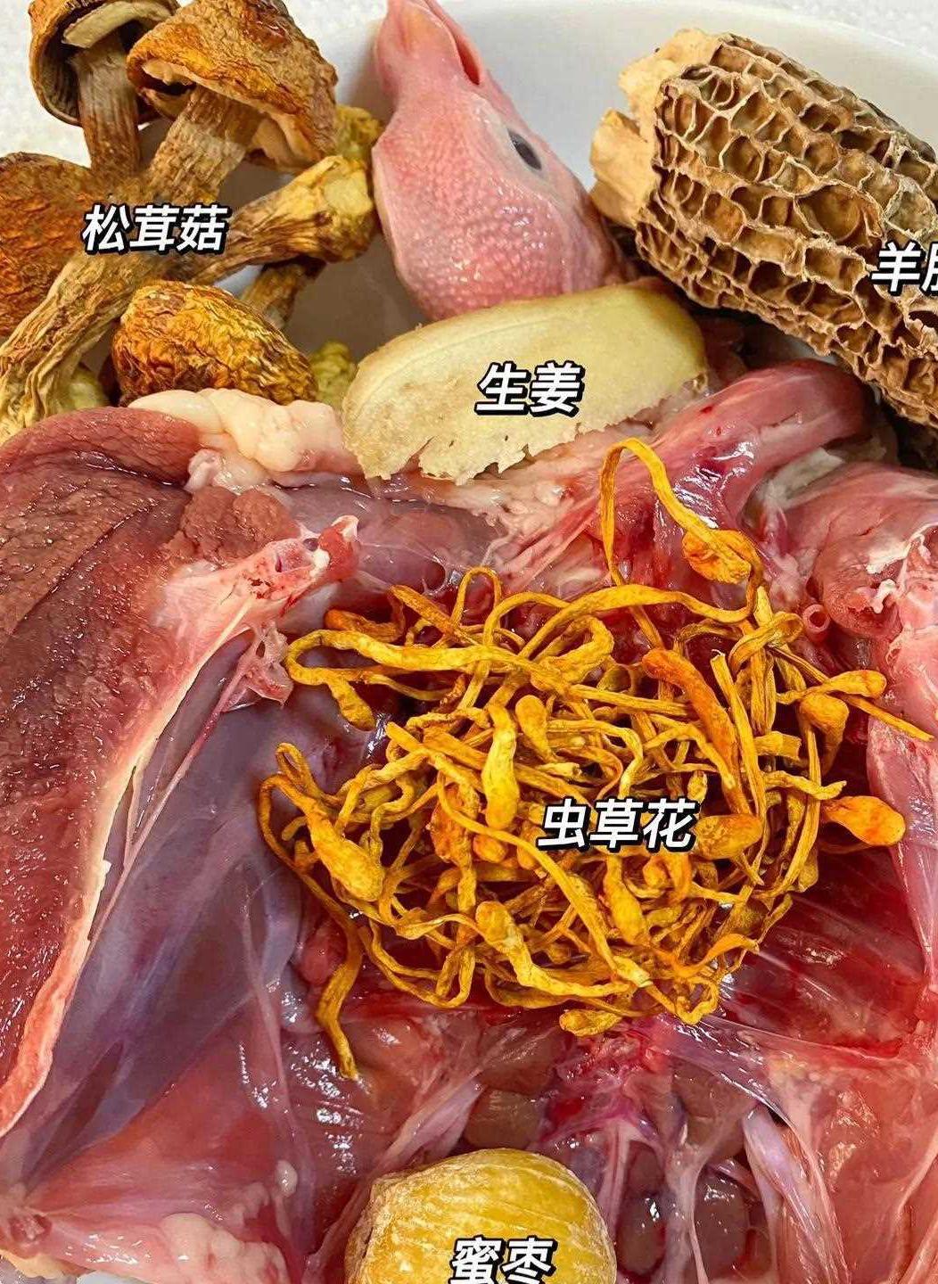 春天美食推荐(清新春日，美味佳肴，让你尽情享受春天的味蕾盛宴)