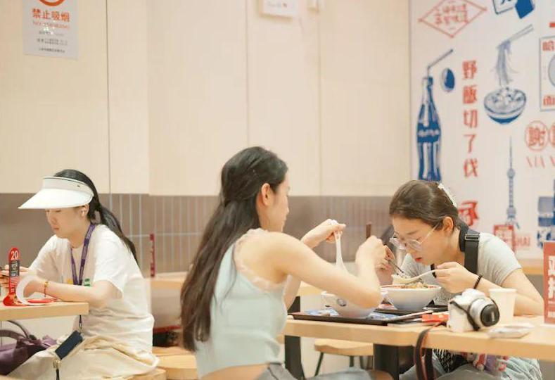 附近小吃一条街(美食推荐)