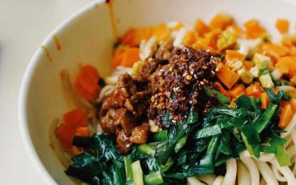 武威的特色美食(让你一次尝遍武威的美味佳肴)